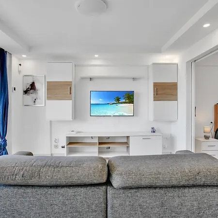 Dream Holidays Ii, Wonderful Ocean View,fast Wi Fi Apartment Palm-mar